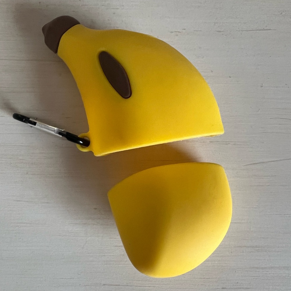 AirPods Pro banana case